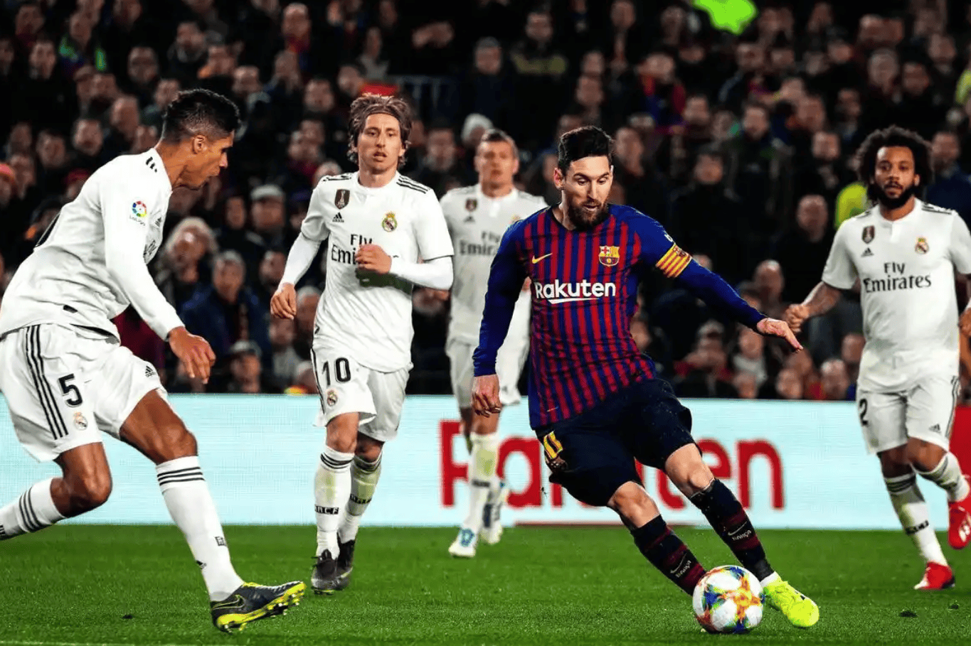 雷火电竞-德布劳内爆冷击败皇家马德里，比分优势明显引爆全场！的简单介绍