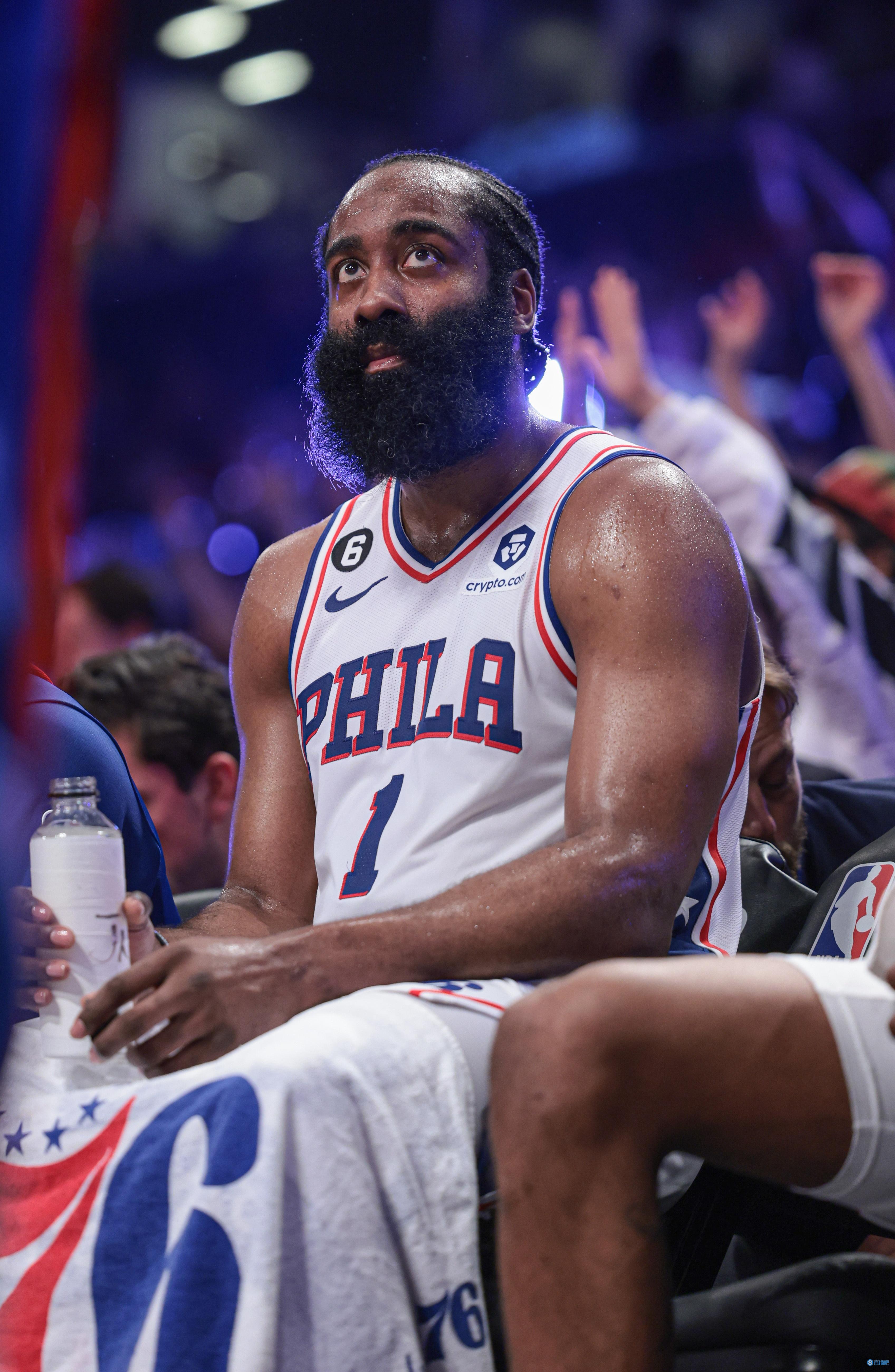 雷火竞技-哈登新星高光表现表现惊艳，勇士未来可期！的简单介绍